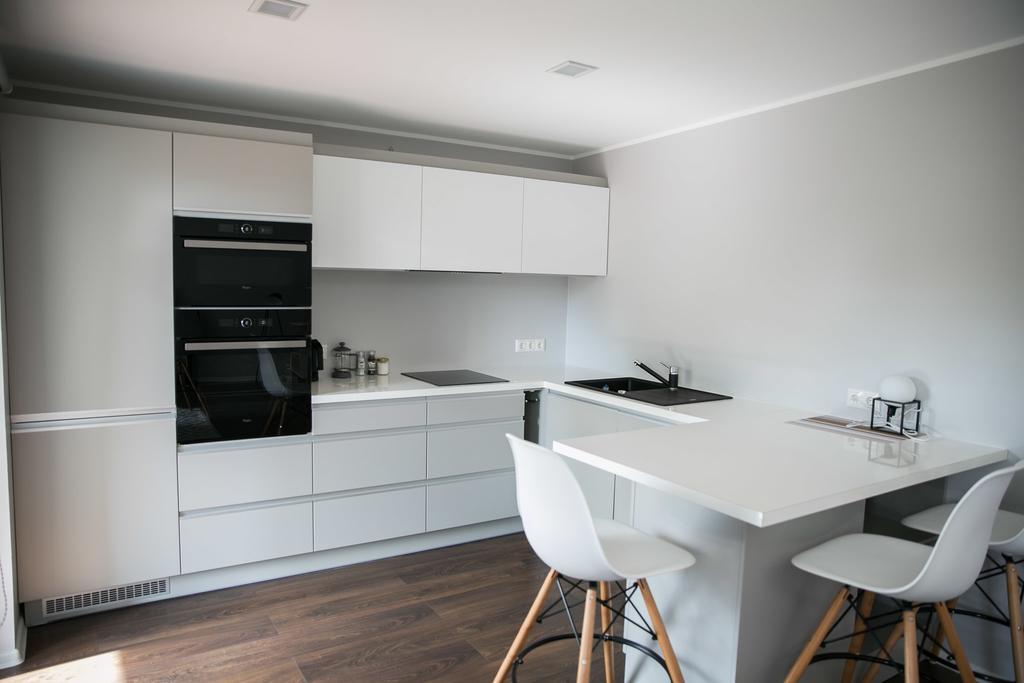 Paernu Lubja Apartments Bagian luar foto